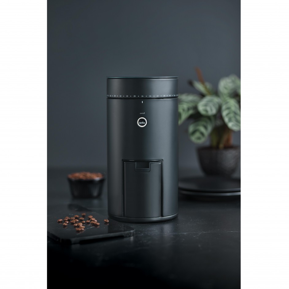 Wilfa Coffee Grinder Top line black + scale